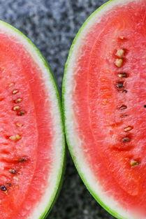 杭州抢黄金吃瓜,全民“吃瓜”背后的狂欢与反思