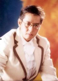 香港明星评论谭咏麟视频,香港巨星魅力再现