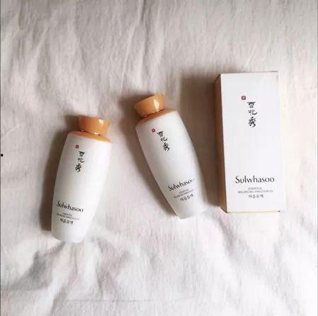 明星同款护肤品乳液,揭秘同款乳液，肌肤水润透亮之道