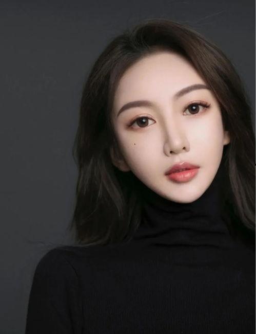 网红图片简介,揭秘网络红人的魅力瞬间