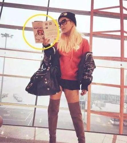 演艺明星机场秀,机场秀场，时尚与人气并存