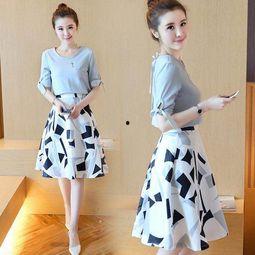 明星同款显瘦连衣裙,打造优雅身形，尽显时尚魅力