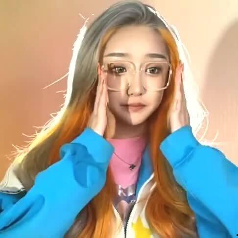 漫画仿妆网红美女,从漫画仿妆到时尚偶像的蜕变之路